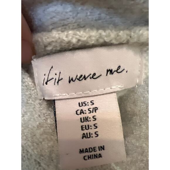 if it were me Cream V Back Faux Button Sweater Women's Size Small Soft Cozy EUC - Picture 3 of 5